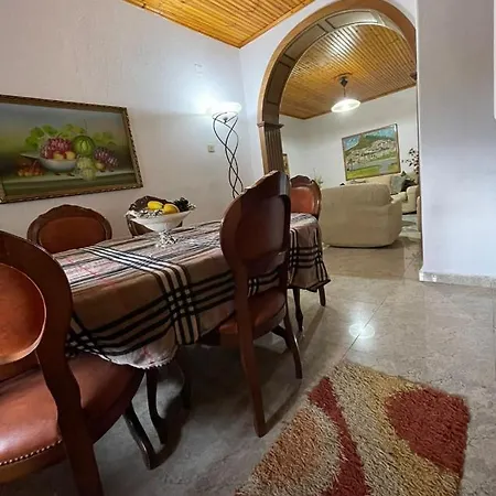 Eni House Apartman Berat