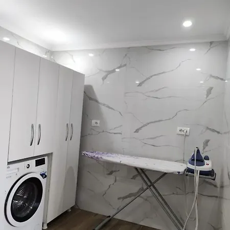 Apartman Eni House *